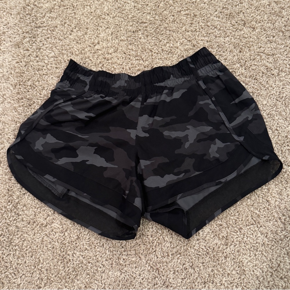 Athleta Printed Mesh Racer Run Short